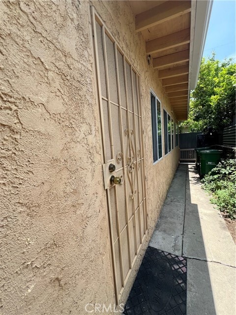 Photo - 14018 Benbow St