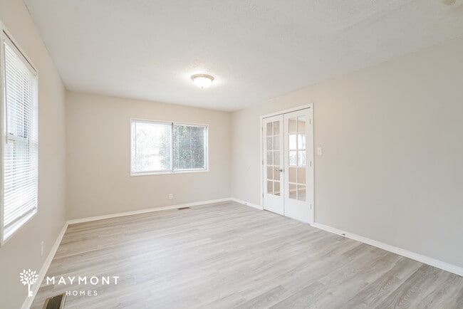 Photo - 2050 Morning Dr