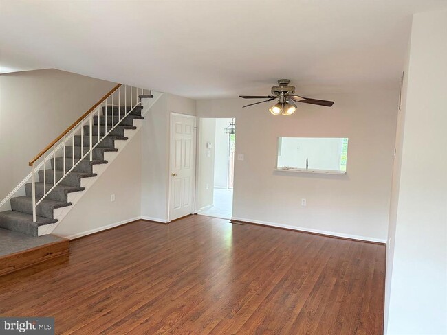 Photo - 7822 Brookview Ct
