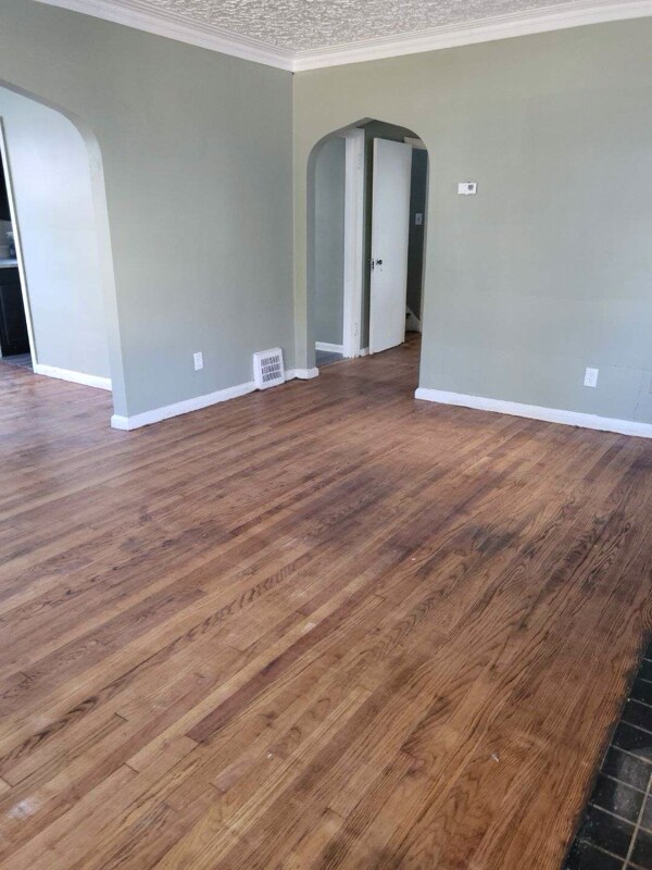 Photo - 19343 Riopelle St