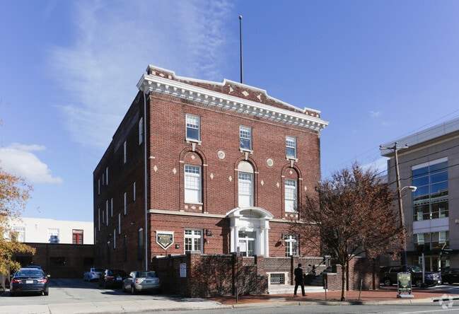 Marshall Street Apartments