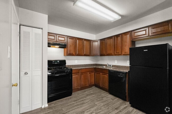 1BR, 1BA - 906SF - Kitchen