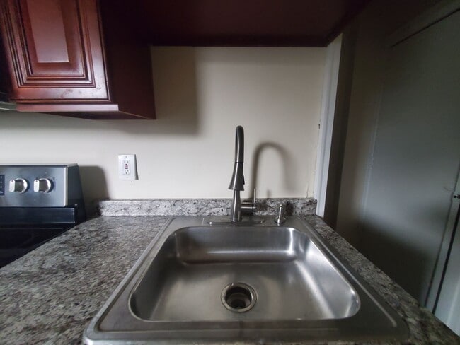 Photo - 347 N 7th St Unidad Apt 3