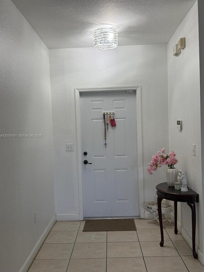 2650 NE 3rd Dr Unit 104
