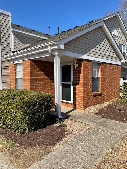 Photo - 401 Westgate Cir