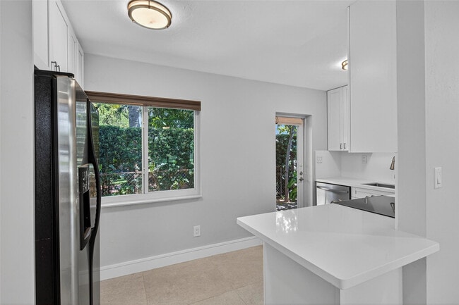 Photo - 301 NE 15th St