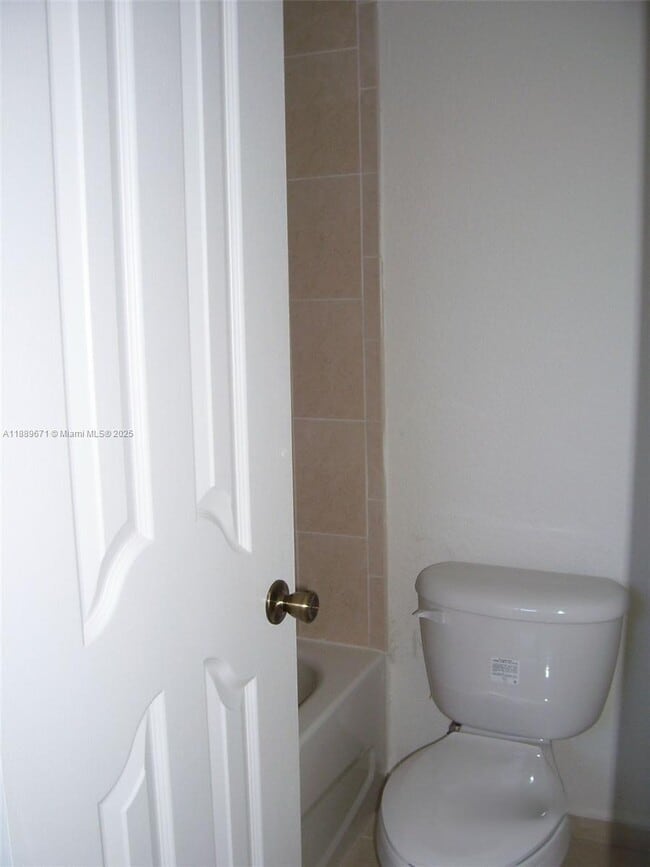 Photo - 445 SW 11th St Unit 203