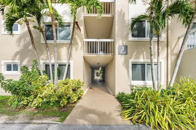 Photo - 7825 Camino Real Unit J-111