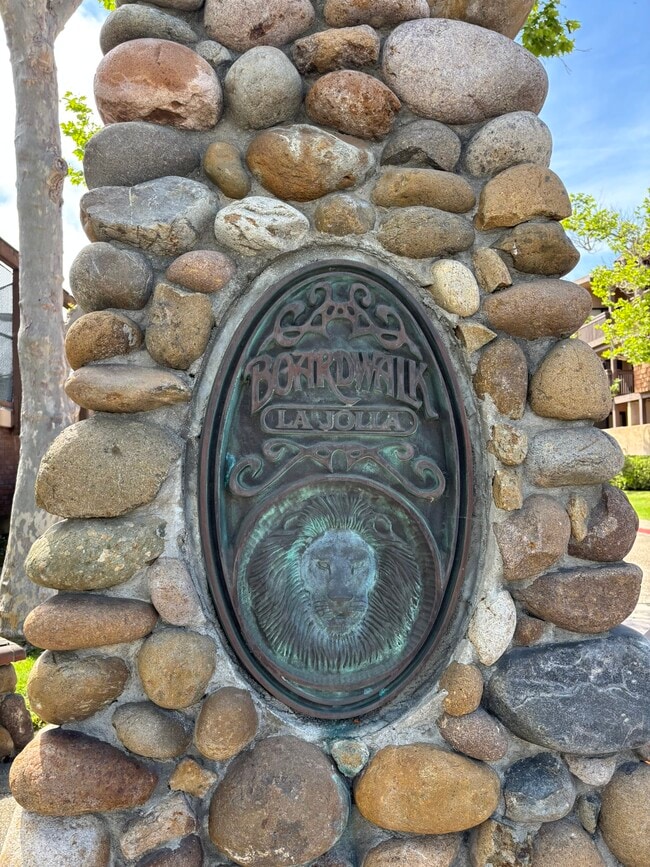 Photo - 8860 Villa La Jolla Dr