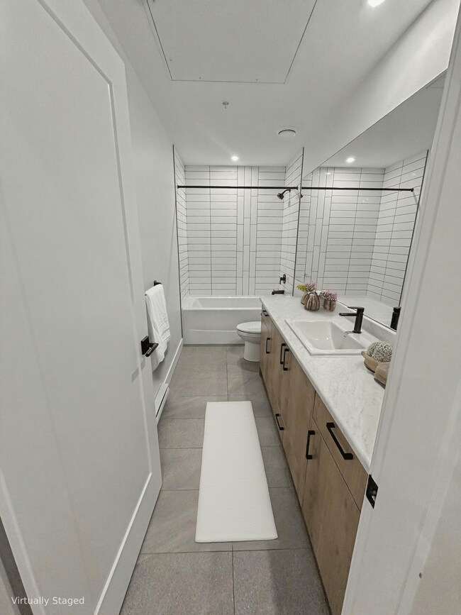 Photo - 20144-20186 86 Ave