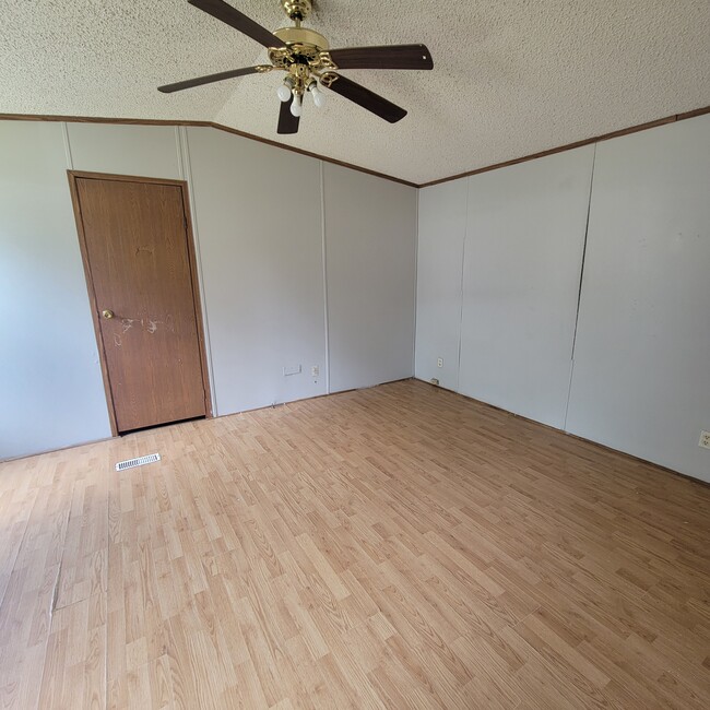 Photo - White Oak Properties (304 Pankey) Unit 1