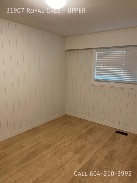 Photo - Upper Family Home With Shop Unit UPPER