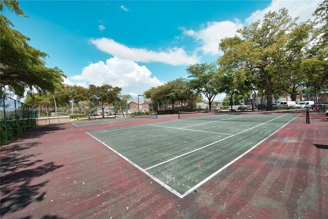 Photo - 9833 Westview Dr Unit 829