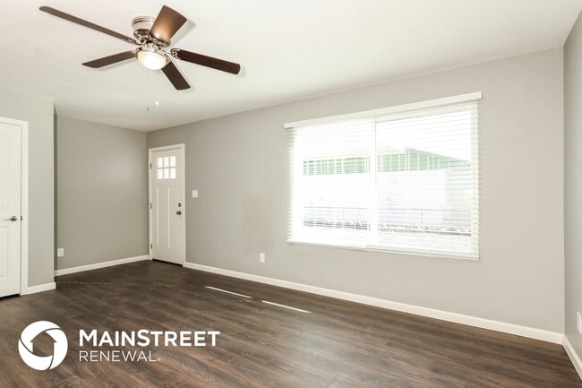 Photo - 3236 W Desert Cove Ave
