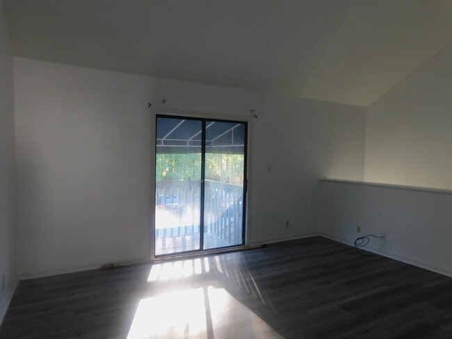 Photo - 801 Burcale Rd Cir