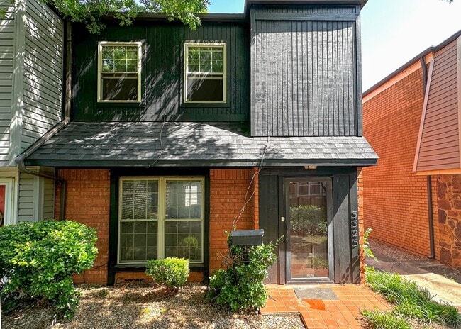 Photo - $500 OFF MOVE IN SPECIAL | Cozy Townhome in Quail Creek 2/2.5/2 Car Garage