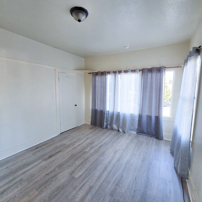 Photo - Bancroft Avenue Unidad 3