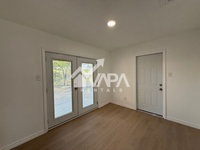 Photo - 216 Kimberly Dr