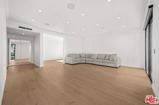 Photo - 106 Croft Ave