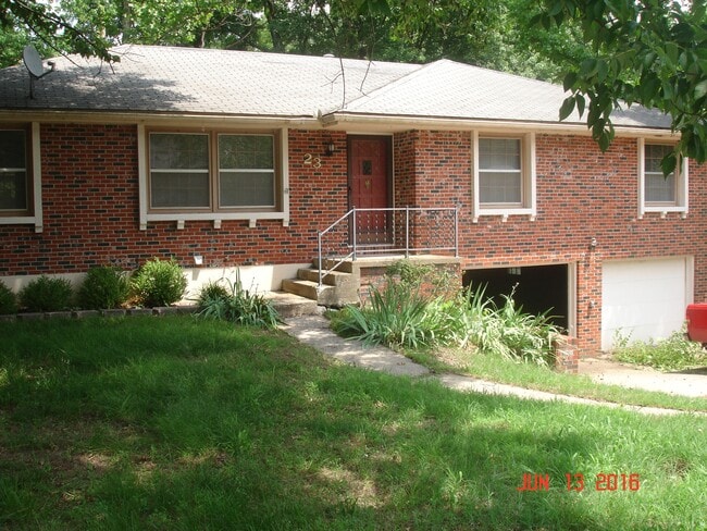 Building Photo - 23 High Dr