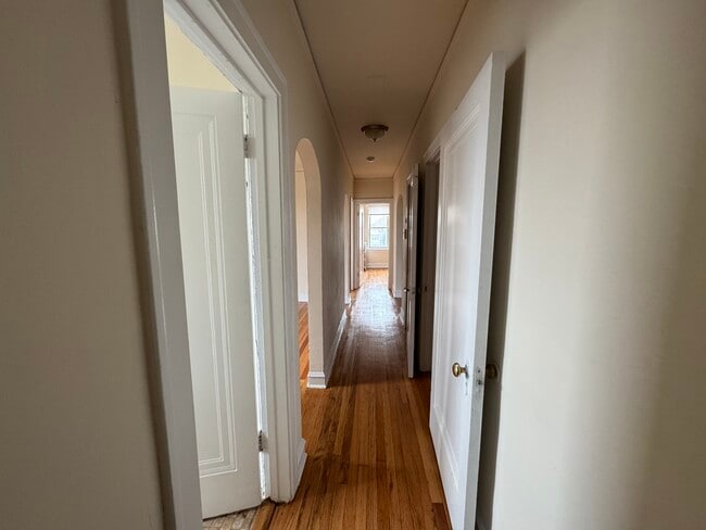 Photo - 2043 N Cicero Ave Unit 3S