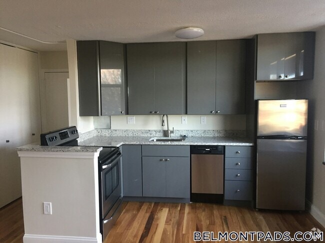 Building Photo - 125 Trapelo Rd Unit 31 Rental