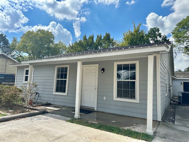 Photo - 3331 Longhorn Dr