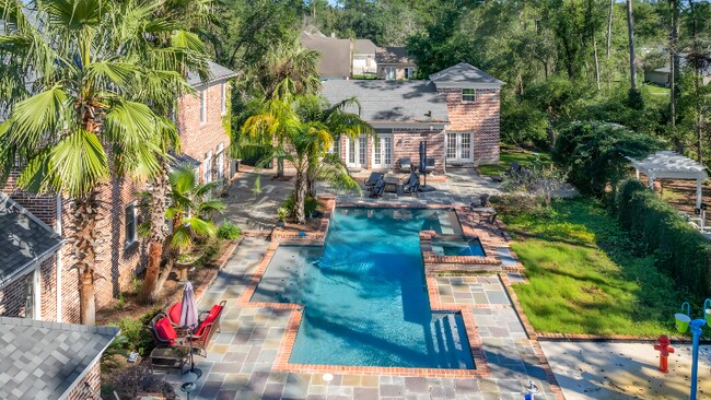 Photo - 126 Rue De La Paix