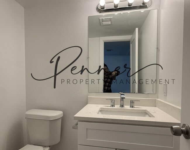 Photo - 3824 SW Harbor Dr