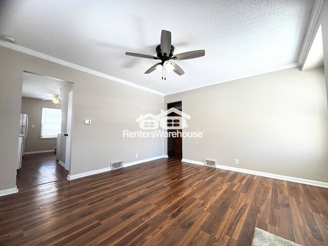 Photo - 1145 65th St