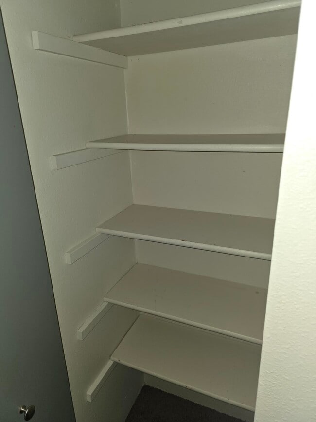 Photo - 350 SE Dimick St