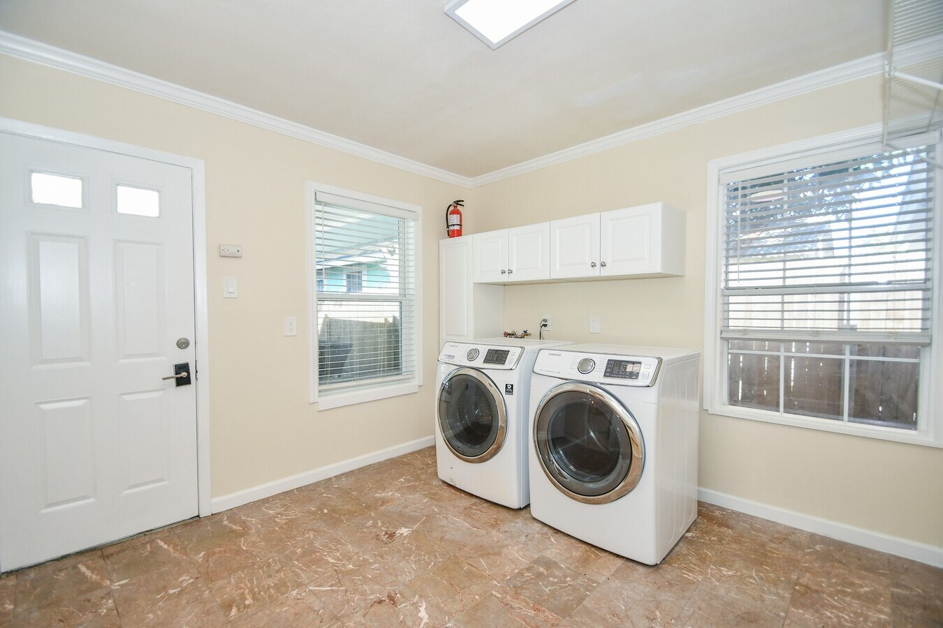 Photo - 4113 Edison St