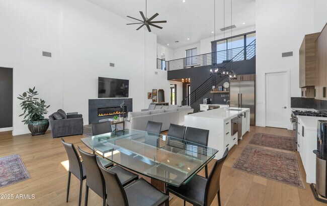 Photo - 4413 E Turney Ave