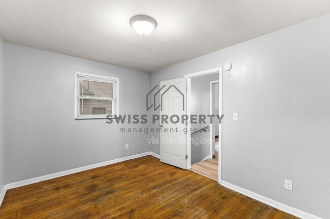 Photo - 386 S Napoleon Ave