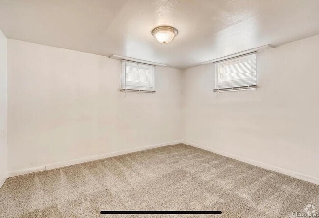Building Photo - 3139 S Emerson St Rental