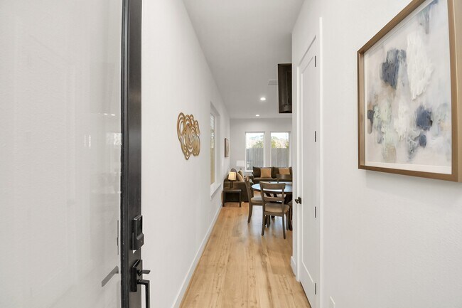 Photo - 6115 De Campo St