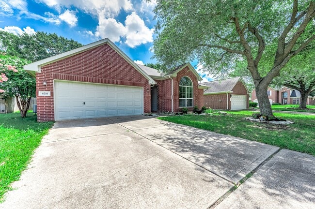 Photo - 6210 Newbury Dr