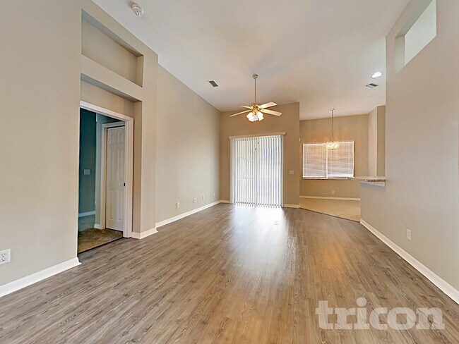 Photo - 11723 Grove Arcade Dr