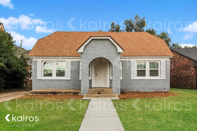 Building Photo - 2039 S Ong St Rental