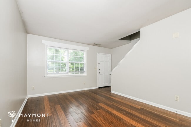 Photo - 811 Von Kolnitz Rd