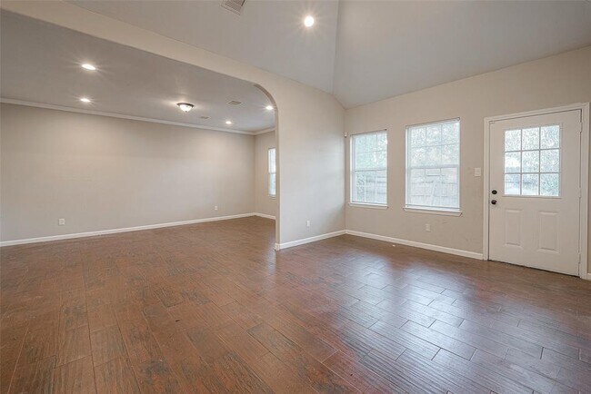 Photo - 1818 Ripple Creek Dr
