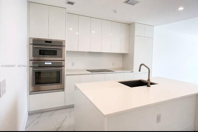 Photo - 700 NE 24th St Unit 1202