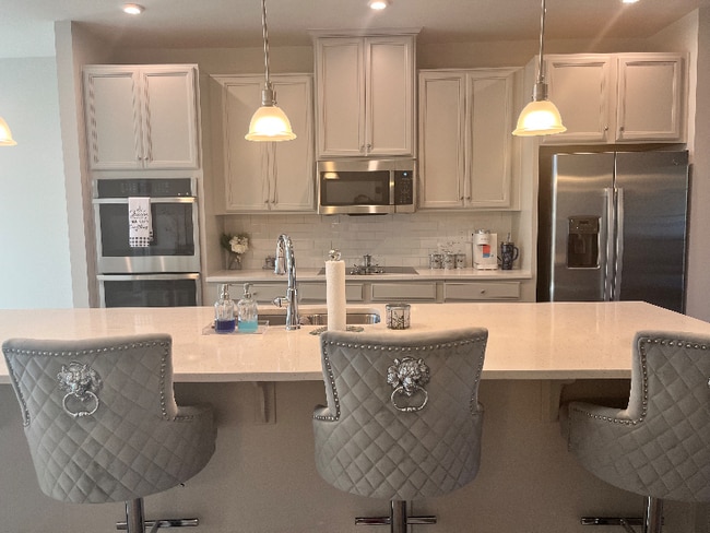 Photo - 7977 Independence Dr