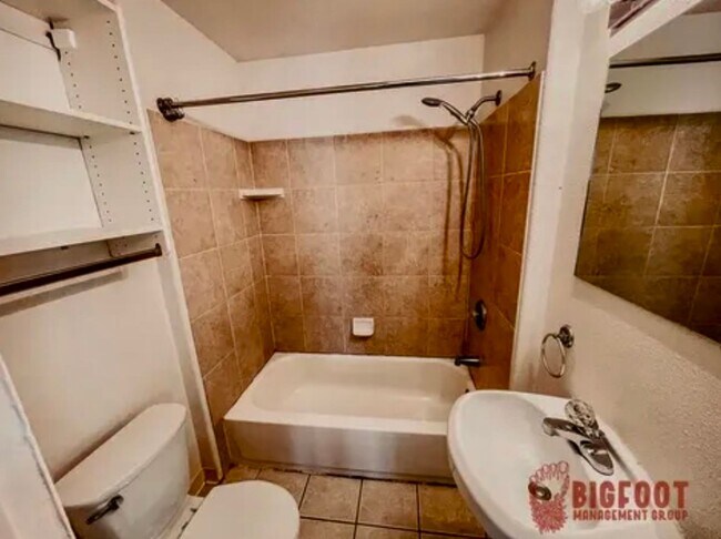 408 E Porter St Unit 1/2