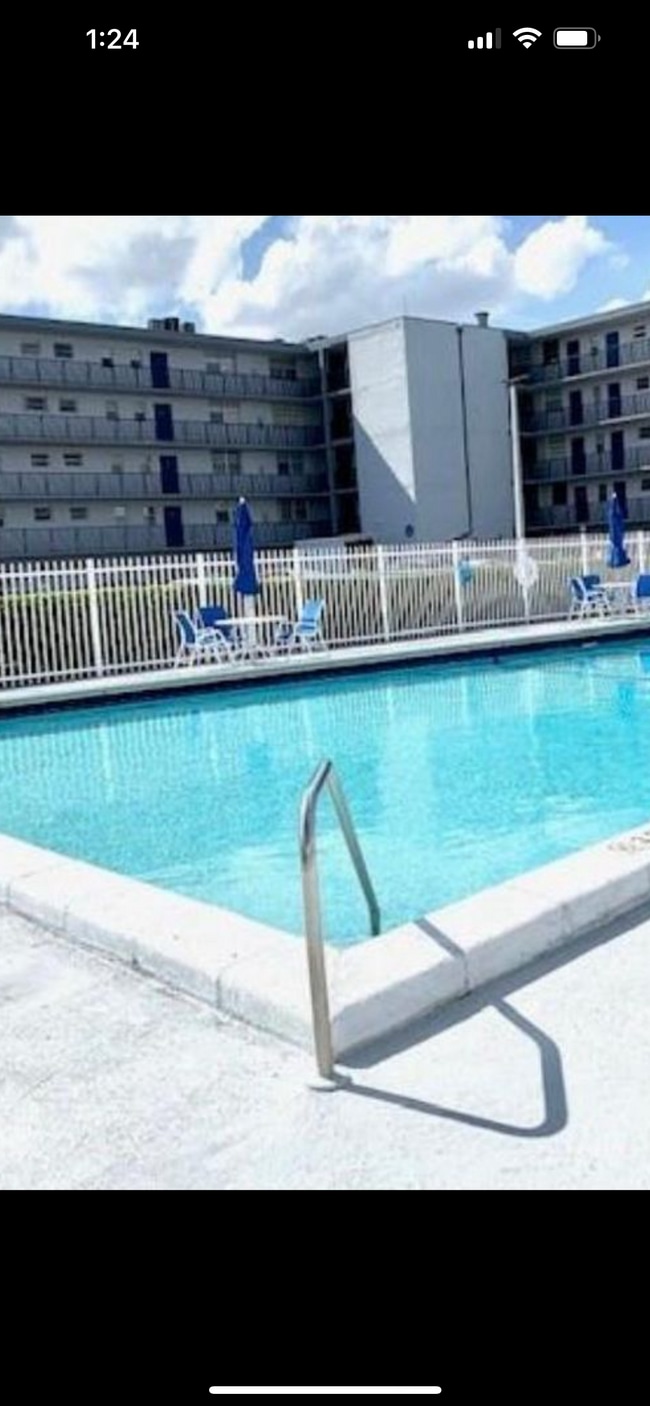 Photo - 14165 SW 87th St Unit D406