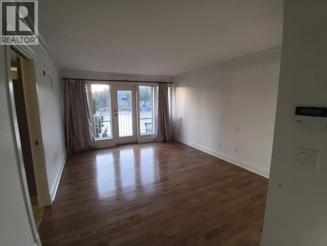 Photo - 4643-4643 Belcarra Bay Rd