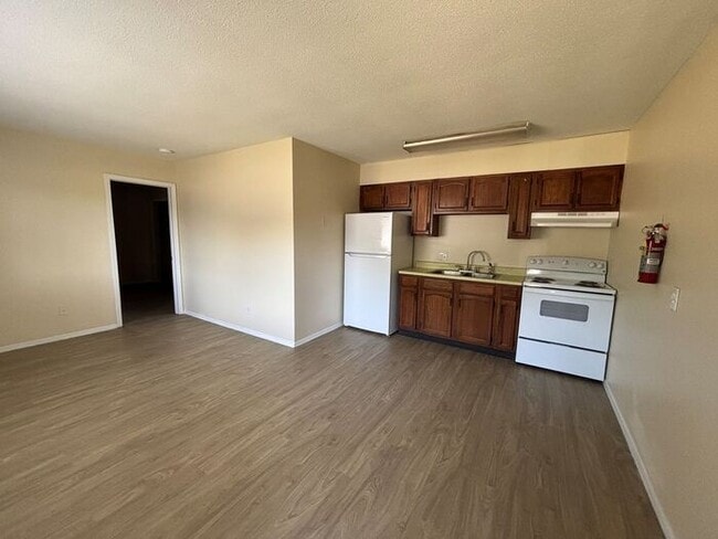 Photo - One-bedroom apartment located near Honey Creek Mall and restaurants