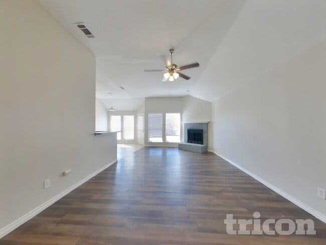 Photo - 228 Willow Creek Dr