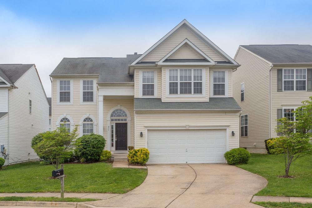 Photo - 411 Hanrahan Ct SE