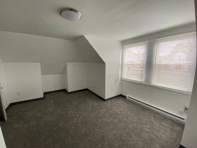 Photo - 130 S Bryant Ave Unit Apt 3